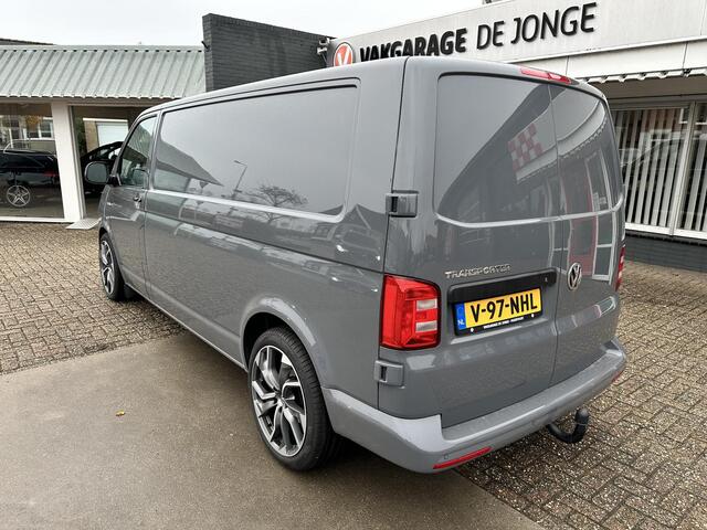 Volkswagen TRANSPORTER 2.0 TDI L2H1 2.500 kg | Leer | Led koplampen