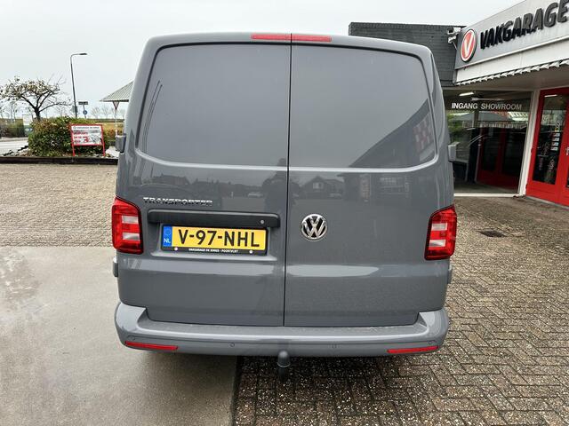 Volkswagen TRANSPORTER 2.0 TDI L2H1 2.500 kg | Leer | Led koplampen
