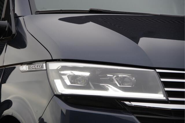 Volkswagen TRANSPORTER 2.0 TDI L2 BULLI DC-5P, AUT. LED, LEDER, TREKHAAK, STOELVERWARMING, ADAPT. CRUISE, DIGITAL COCKPIT, CAMERA, AIRCO, PARKEERSENSOREN, DUBBELE CABINE, DUBBEL CABINE, NL AUTO, NAP