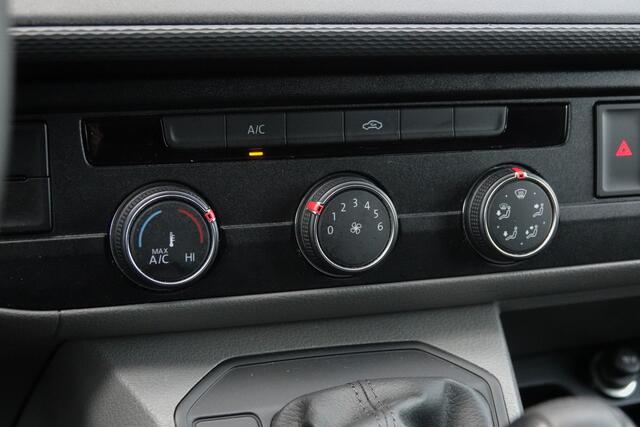 Volkswagen TRANSPORTER L2H1 2.0Tdi 150Pk DSG7 | 28 | Stoel-Bank | Sidebars | 19'' | Candy White