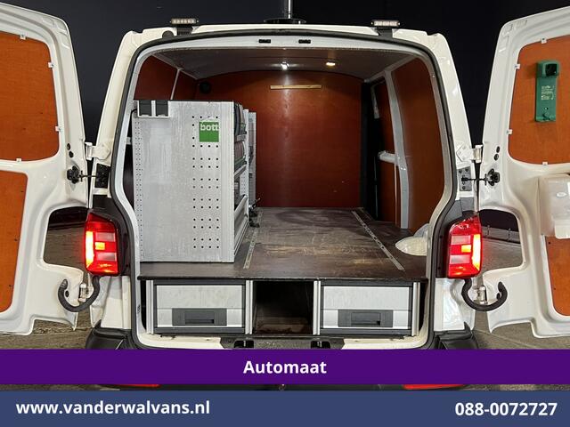 Volkswagen TRANSPORTER 2.0 TDI 150pk Automaat L2H1 inrichting Euro6 Airco | 2500kg Trekhaak | Omvormer | Navigatie, Apple Carplay, Cruisecontrol, Android Auto, Parkeersensoren, Bijrijdersbank