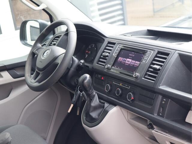 Volkswagen TRANSPORTER 2.0 TDI 150pk Euro 6 Automaat L2 Lang - Bw Inrichting - Trekhaak - Camera - Cruise