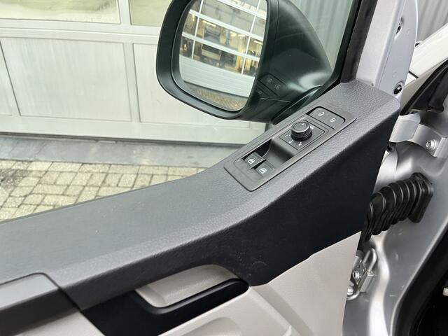 Volkswagen TRANSPORTER 2.0 TSI L2H1 Benzine/CNG Dubbele Schuifdeur Airco Cruise controle Bpm vrij Trekhaak Klep achter Omvormer Kastinrichting Standkachel Euro 6 Benzine Ideaal voor ombouw naar Camper !!