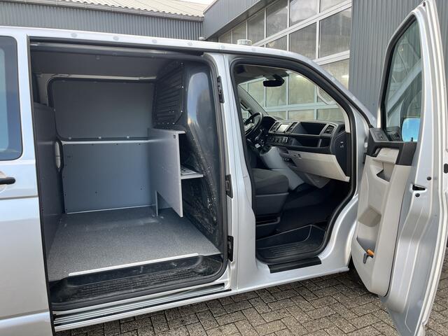 Volkswagen TRANSPORTER 2.0 TSI L2H1 Benzine/CNG Dubbele Schuifdeur Airco Cruise controle Bpm vrij Trekhaak Klep achter Euro 6 Benzine Ideaal voor ombouw naar Camper !!