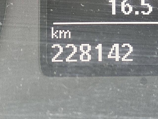 Volkswagen TRANSPORTER 2.0 TDI L2H1 utomaat Airco Standkachel Cruise Navi Multibeam LED Euro6 150 PK!