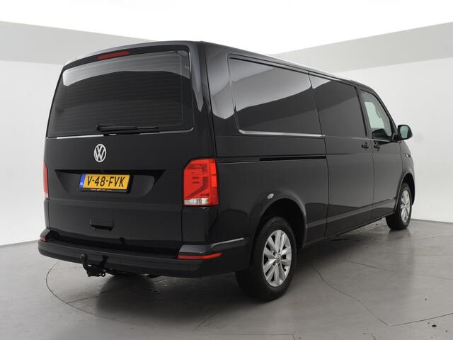 Volkswagen TRANSPORTER 2.0 TDI L2H1 HIGHLINE | LMV | TREKHAAK | APPLE CARPLAY | CAMERA | COMFORSTOELEN