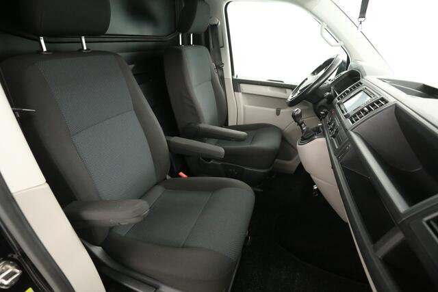 Volkswagen TRANSPORTER 2.0 TDI 150PK L1H1 | Airco | Cruise | Parkeersens | Trekh. | 18"LMV