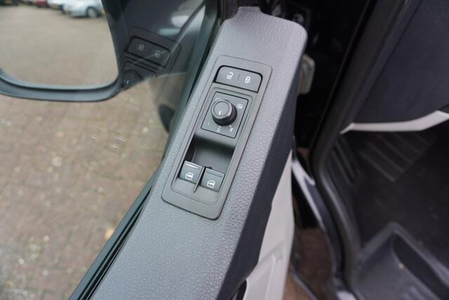 Volkswagen TRANSPORTER 2.0 TDI L2H1 204PK Highline Dubbele schuifdeur | Trekhaak | Stoelverw.