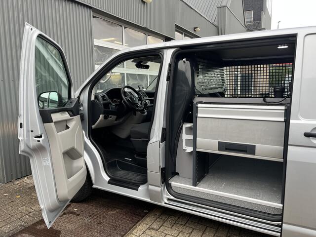 Volkswagen TRANSPORTER 2.0 TSI L2H1 Benzine/CNG Dubbele Schuifdeur Airco Cruise controle Bpm vrij Trekhaak Klep achter Omvormer Kastinrichting Standkachel Euro 6 Benzine Ideaal voor ombouw naar Camper !!