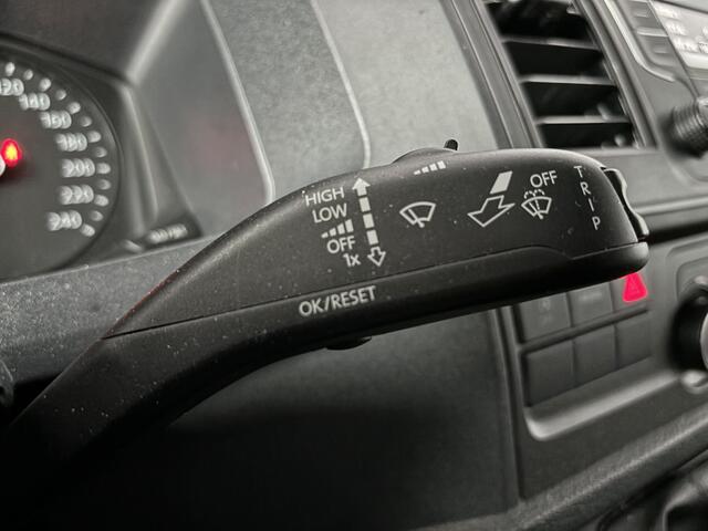 Volkswagen TRANSPORTER Kombi 2.0 TDI L1H1 18.925 excl. btw | 9 persoons | Airco | Taxi