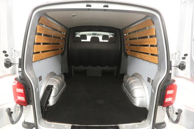 Volkswagen TRANSPORTER 2.0 TDI 150PK L2H1 | DC | Automaat | Airco | 2xSchuifdeur | ACC | Carplay | Trekh. | Navi | Parkeersens.