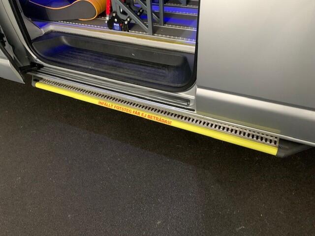 Volkswagen TRANSPORTER Kombi 2.0 TDI L2H3 > Rolstoelvervoer / 9 personenbus / rolstoelbus / invalide bus / 9 persoonsbus / groepsvervoer