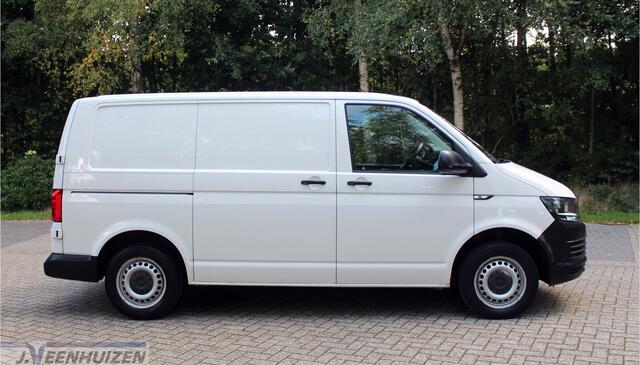 Volkswagen TRANSPORTER 2.0 TDI L1H1 Trendline | 2017 | Airco | Cruise |