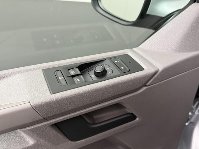 Volkswagen TRANSPORTER 2.0TDI 150PK DSG Automaat Lang Dubbele Cabine | Navigatie | Multimedia | 6-Peroons | Trekhaak