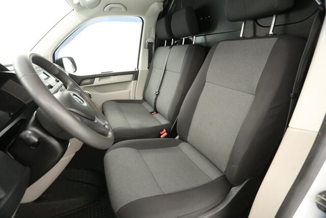 Volkswagen TRANSPORTER 2.0 TSI 150PK L1H1 | Benzine | 3-Zits | Trekh. | Parkeersens.