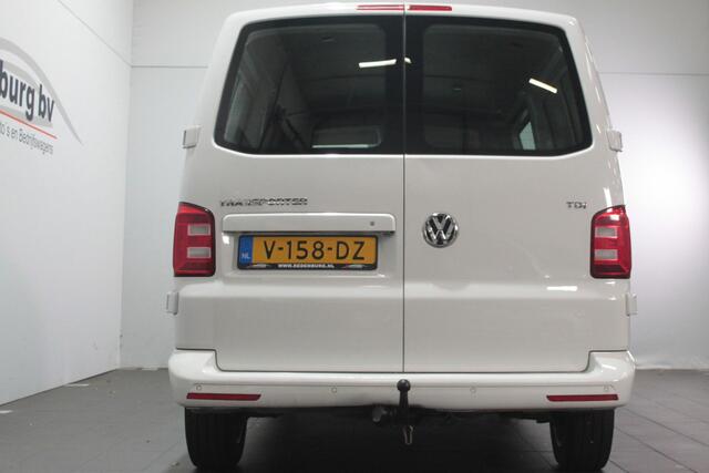 Volkswagen TRANSPORTER 2.0 TDI L2H1 Highline - Dubb. deur - Navi / PDC / Trekhaak