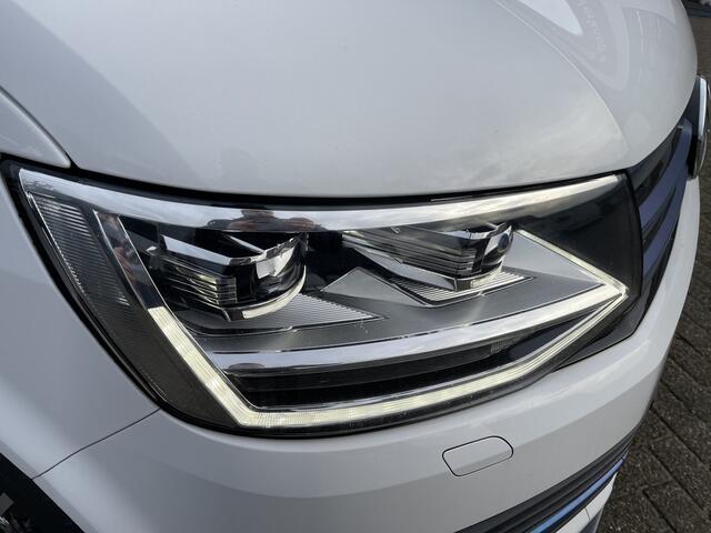 Volkswagen TRANSPORTER 2.0 TDI 150pk automaat L2H1 DC 5 persoons Highline / vaste prijs rijklaar ¤ 34.950 ex btw / lease vanaf ¤ 570 / lederen bekleding / adaptive cruise / airco / navigatie / euro 6 / bpm vrij !