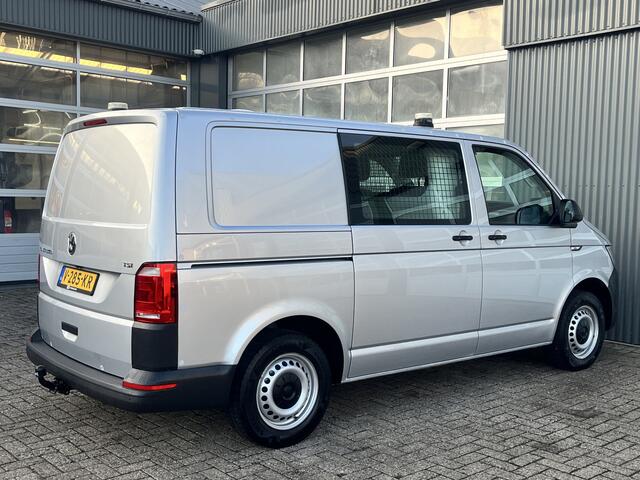 Volkswagen TRANSPORTER 2.0 TSI L1H1 Trendline Benzine /CNG Dubbele Schuifdeur Airco Cruise controle Bpm vrij Trekhaak Klep achter Omvormer Kastinrichting Standkachel Euro 6 Benzine Ideaal voor ombouw naar Camper !!