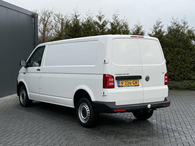 Volkswagen TRANSPORTER 2.0 TDI 150 PK E6 / DSG AUTOMAAT / L2H1 / 1e EIG. / TREKHAAK / AIRCO / CRUISE