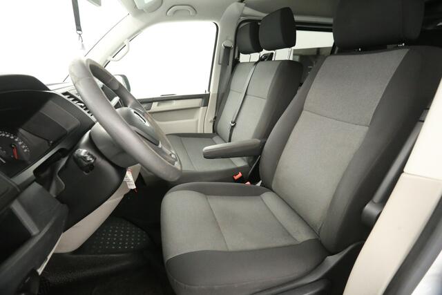 Volkswagen TRANSPORTER 2.0 TDI L2H1 | 150PK | DC | Airco | Cruise | Carplay | Navigatie