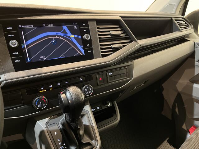 Volkswagen TRANSPORTER 2.0 TDI L2H1 4Motion 150 PK Automaat / Euro 6 / Servicebus / Sortimo Inrichting / Airco / Cruise Control / Camera / Trekhaak / CarPlay / Navigatie / Klep