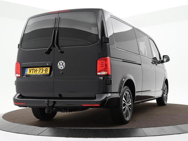 Volkswagen TRANSPORTER 2.0 TDI 150pk DSG L2H1 32 DC Bulli · Leder · Stoelverwarming · Apple/Android Car Play Airco · Alarm · Camera · Dubbel Cabine · Trekhaak · 17'' Inch · Garantie t/m 01-02-2027 of 150.000km