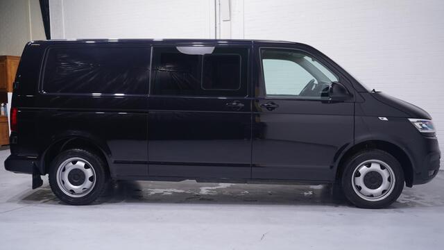 Volkswagen TRANSPORTER 2.0 TDI 150 pk L2 Dubbel Cabine DSG Aut. 6-Zits 2x Schuifdeur, LED Koplampen, App Connect, Trekhaak