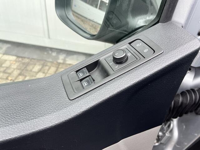 Volkswagen TRANSPORTER 2.0 TSI L2H1 Benzine /CNG Dubbele Schuifdeur Airco Cruise controle Bpm vrij Trekhaak Klep achter Omvormer Kastinrichting Standkachel Euro 6 Benzine Ideaal voor ombouw naar Camper !!
