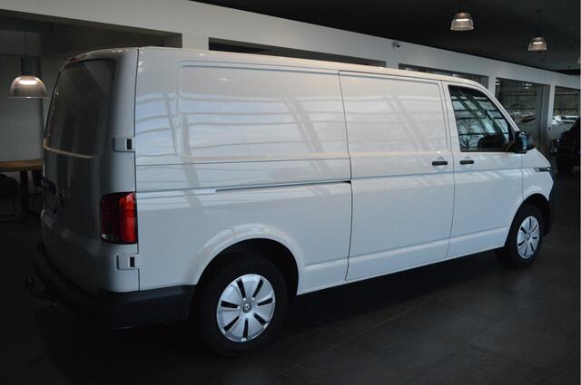 Volkswagen TRANSPORTER 2.0 TDI L2H1 airco cruise app connect trekhaak 150 pk !!