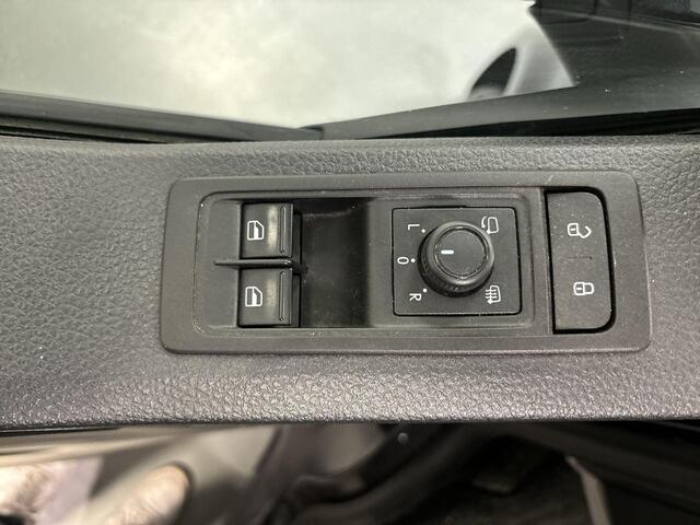 Volkswagen TRANSPORTER 2.0 TDI 204pk DSG L1H2 4Motion Highline · Camera · Apple/Android Car Play · Navigatie · ACC · P-Sensoren · Trekhaak · 17'' Inch ·