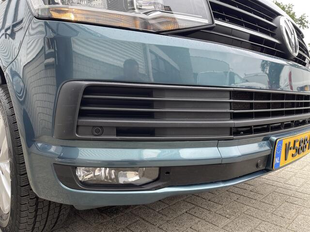 Volkswagen TRANSPORTER 2.0 TDI 150pk DSG automaat L2H1 Highline / vaste prijs rijklaar ¤ 24.950 marge / lease vanaf ¤ 407 / airco / cruise / navi / camera / trekhaak 2500 kg / pdc voor en achter !
