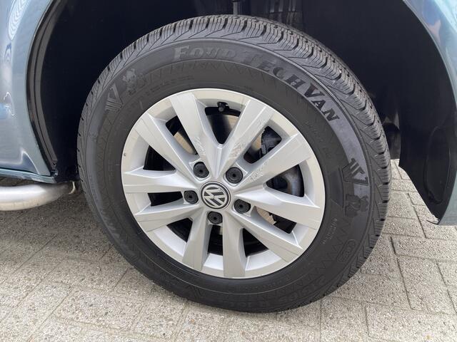 Volkswagen TRANSPORTER 2.0 TDI 150pk DSG automaat L2H1 Highline / vaste prijs rijklaar ¤ 24.950 marge / lease vanaf ¤ 407 / airco / cruise / navi / camera / trekhaak 2500 kg / pdc voor en achter !