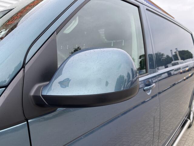 Volkswagen TRANSPORTER 2.0 TDI 150pk DSG automaat L2H1 Highline / vaste prijs rijklaar ¤ 24.950 marge / lease vanaf ¤ 407 / airco / cruise / navi / camera / trekhaak 2500 kg / pdc voor en achter !