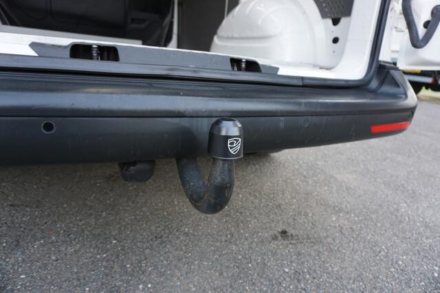 Volkswagen TRANSPORTER 110pk L1H1 2x Schuifdeur Trekhaak Apple Carplay Standkachel Airco Cruise control