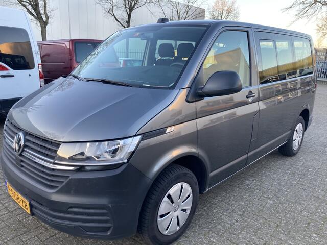 Volkswagen TRANSPORTER Kombi 2.0 TDI L1H1 9 Persoons CarPlay Trekhaak Airco