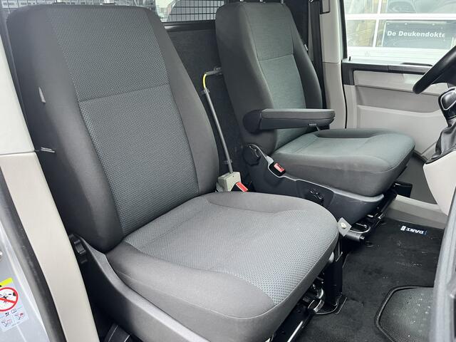 Volkswagen TRANSPORTER 2.0 TSI L2H1 204pk DSG Automaat Dubbele schuifdeuren Airco Adaptive Cruise Navigatie Pdc V/A Trekhaak 2500kg Lange wielbasis Lang Bpm vrij voor prive gebruik Kastinrichting Comfort stoelen met zijairbag i