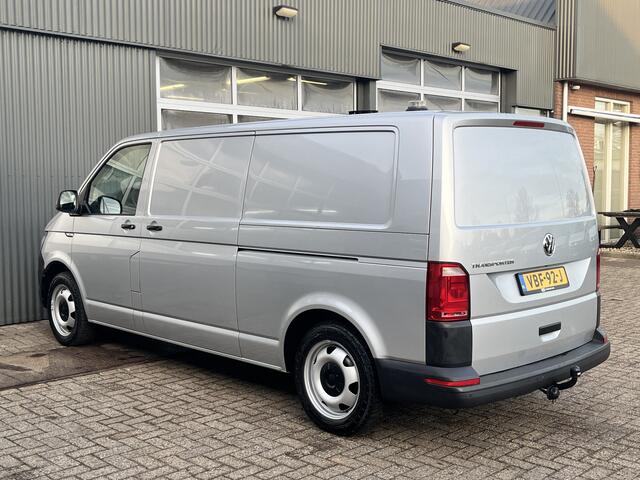 Volkswagen TRANSPORTER 2.0 TSI L2H1 204pk DSG Automaat Dubbele schuifdeuren Airco Adaptive Cruise Navigatie Pdc V/A Trekhaak 2500kg Lange wielbasis Lang Bpm vrij voor prive gebruik Kastinrichting Comfort stoelen met zijairbag i