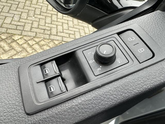 Volkswagen TRANSPORTER 2.0 TDI 150pk (chip 185 pk)Aut.L1 4Motion Highline 2 Schuifdeuren,Leer,Navi,Schuifdak,19"Lmv,Enz Enz
