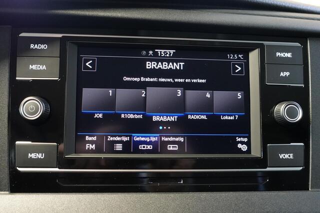 Volkswagen TRANSPORTER 2.0 TDI L2H1 28 Highline Automaat Airco Cruise Control Navi PDC V&A Trekhaak