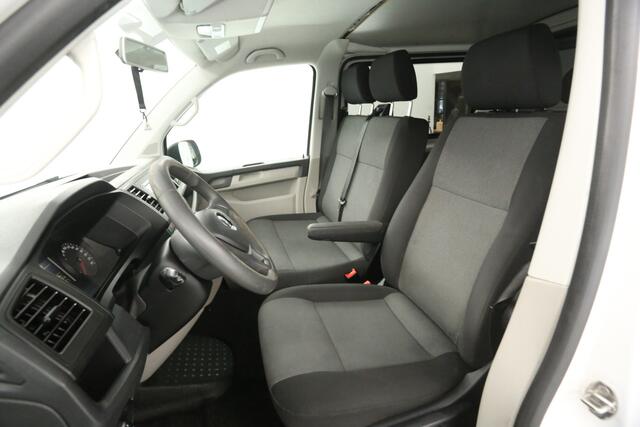 Volkswagen TRANSPORTER 2.0 TDI L2H1 | 150PK | DC | 6-Zits | Airco | Cruise | Carplay | Navigatie