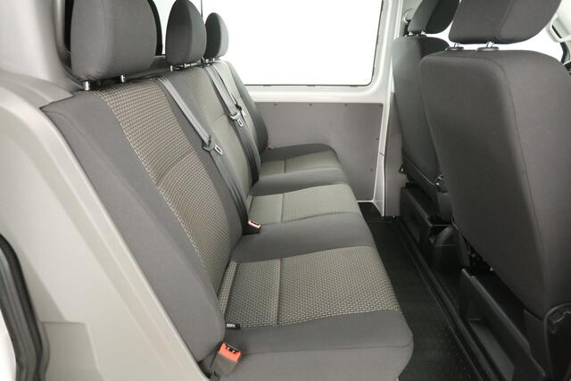 Volkswagen TRANSPORTER 2.0 TDI T6.1 150PK L2H1 | Dubbele Cabine | Airco | Camera | Cruise | Carplay | Stoelverw.