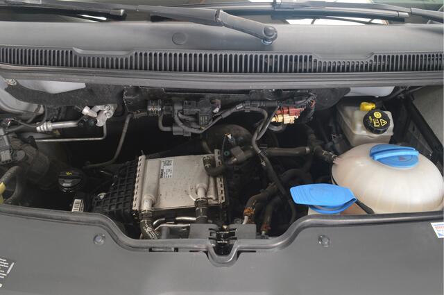 Volkswagen TRANSPORTER 2.0 TDI L1H1 Comfortline // AUTOMAAT // 116.000 km // AIRCO // CRUISE CONTROLE // GEEN BPM !!