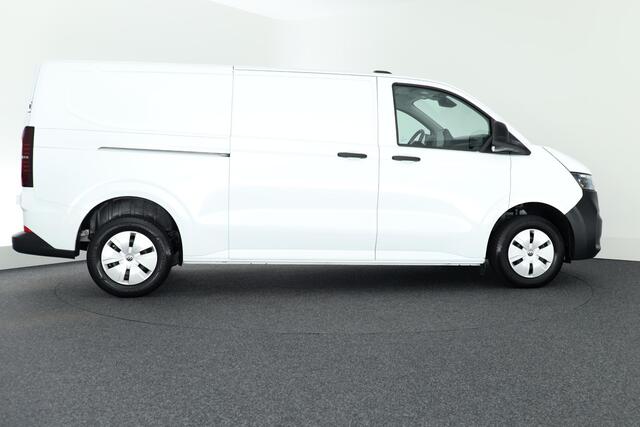 Volkswagen TRANSPORTER T7 2.0 TDI 110pk L2H1 Comfortline Incl. BPM! Parkeersensoren Carplay Bijrijdersbank