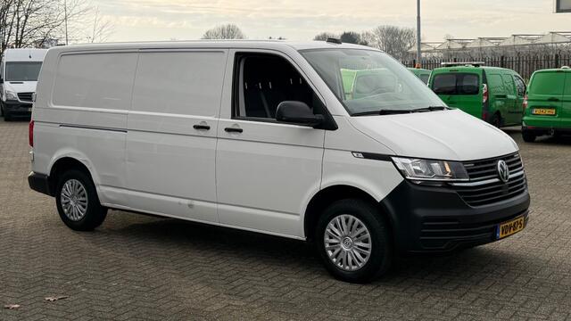Volkswagen TRANSPORTER 2.0 TDI 81KW 110PK L2H1 EURO 6 AIRCO/ CRUISE CONTROL/ BIJRIJDERSBANK/ PDC/ 100% DEALERONDERHOUDEN