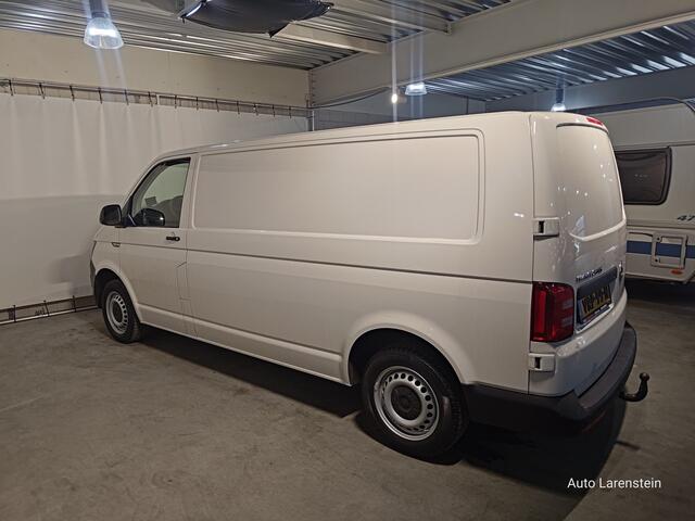 Volkswagen TRANSPORTER 2.0 TDI L2H1 115pk Comfortline 3 Pers. Airco / Trekhaak / Laadruimte kast-systeem