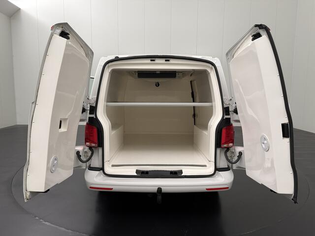 Volkswagen TRANSPORTER 2.0TDI 150PK Automaat Koelauto | Multimedia | Trekhaak | Camera | Airco | Cruie