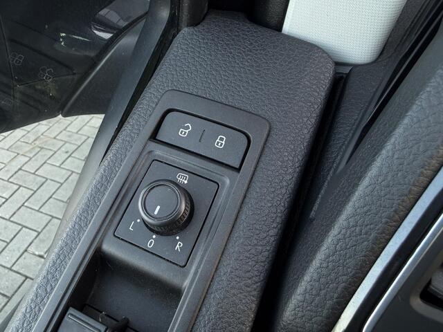 Volkswagen TRANSPORTER 2.0 TDI L2H1 DC Comfortline 150PK ?5 persoons ?Euro 6 ?Airco ?Cruise ?Bluetooth Telefoon & Media ?Parkeersensoren ?Lichtmetaal ?Dealer Onderhouden