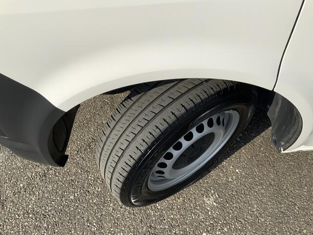 Volkswagen TRANSPORTER 2.0 TDI L1H1 Comfortline Airco Cruise Trekhaak 2200 kg Euro 6