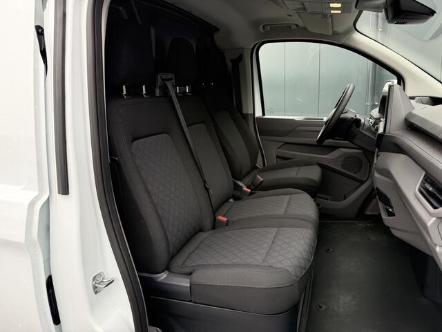 Volkswagen TRANSPORTER 2.0 TDI 150 PK STYLE / AUTOMAAT / L1H1 / BPM VRIJ! / ACHTERKLEP / ECC / CRUISE / LANE ASSIST / CAMERA / 3-ZITS