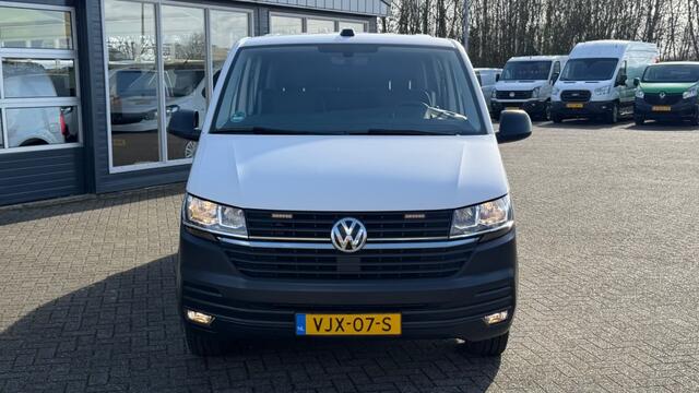 Volkswagen TRANSPORTER 2.0 TDI 81KW 110PK L2H1 DC DUBBELE CABINE EURO 6 AIRCO/ NAVIGATIE/ CRUISE CONTROL/ 100% DEALERONDERHOUDEN